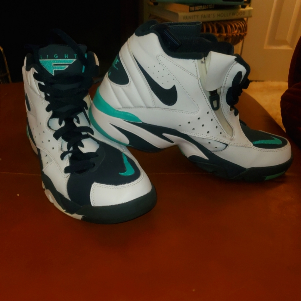 Nike Air Maestro
